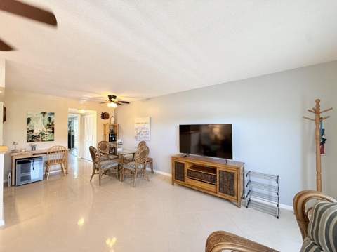22 Markham A, Deerfield Beach FL - photo 7 of 46