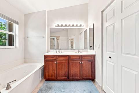 9747 Darlington Place, Cooper City FL - photo 16 of 35