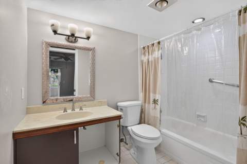 2002 Granada Drive #E1, Coconut Creek FL - photo 22 of 46