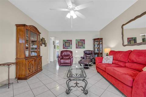 1000 SW 11th Avenue #2E, Hallandale Beach FL - photo 7 of 44