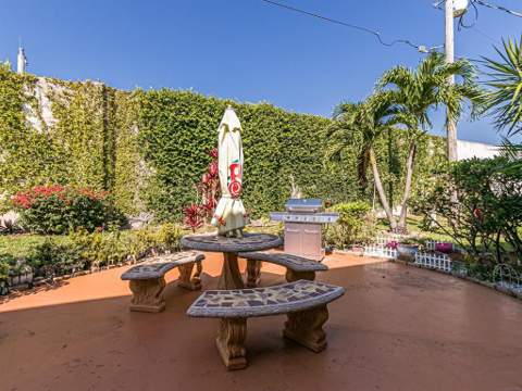 1000 SW 11th Avenue #2E, Hallandale Beach FL - photo 24 of 44
