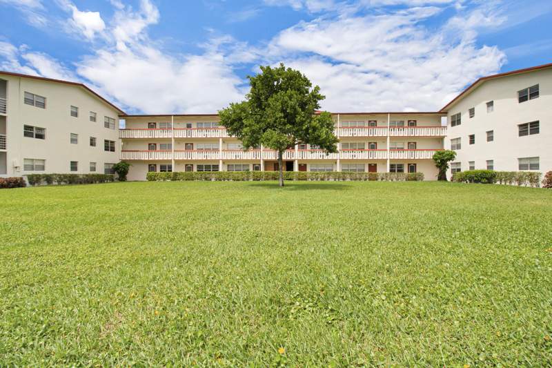 1 bedroom Condominium at 412 Brighton J, Brighton At Century Village Condo, Boca Raton — photo 4