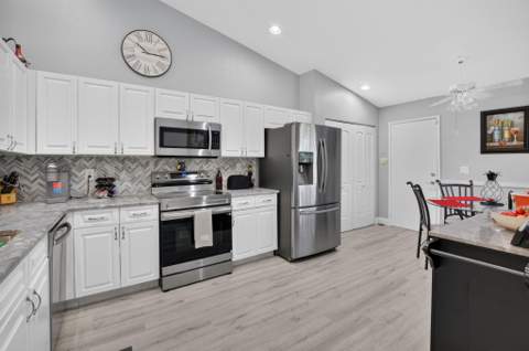 8347 Springlake Drive, Boca Raton FL - photo 9 of 59