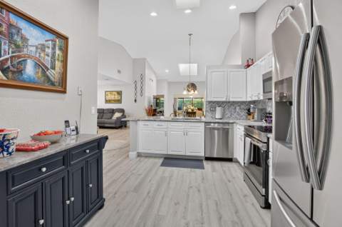 8347 Springlake Drive, Boca Raton FL - photo 12 of 59