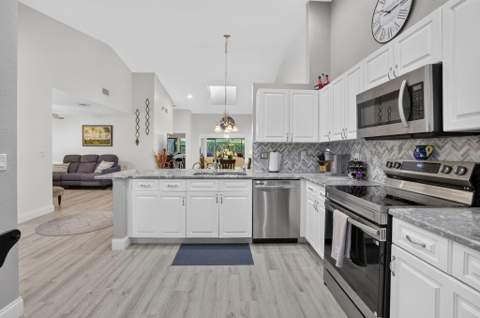8347 Springlake Drive, Boca Raton FL - photo 14 of 59