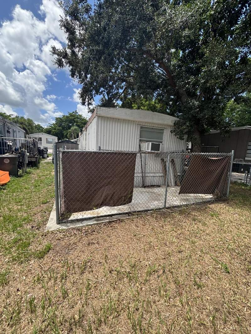 3 bedroom Manufactured Home at 378 Pebblestone Court, Country Lakes, Coconut Creek — photo 4