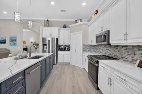 7326 Cortes Lake Drive, Delray Beach FL - photo 13 of 89