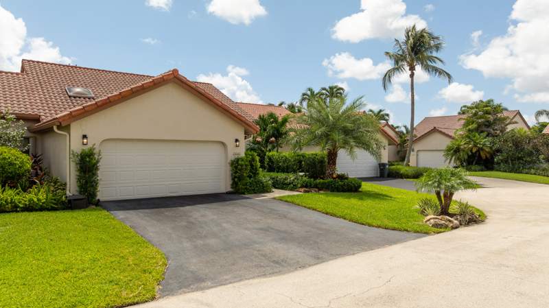 3 bedroom Townhouse at 23342 Water Circle, Waterside, Boca Raton — photo 3