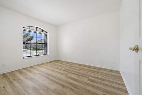 10430 Lexington Circle, Boynton Beach FL - photo 6 of 33