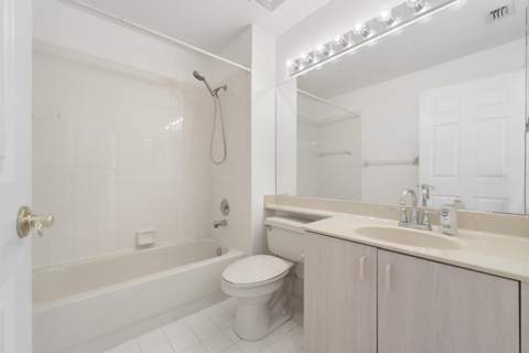 10430 Lexington Circle, Boynton Beach FL - photo 7 of 33