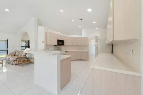10430 Lexington Circle, Boynton Beach FL - photo 17 of 33