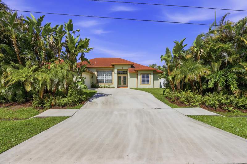 4 bedroom Single Family Residence at 4432 SW Paley Road, Port St Lucie Section 34, Port St. Lucie — photo 2