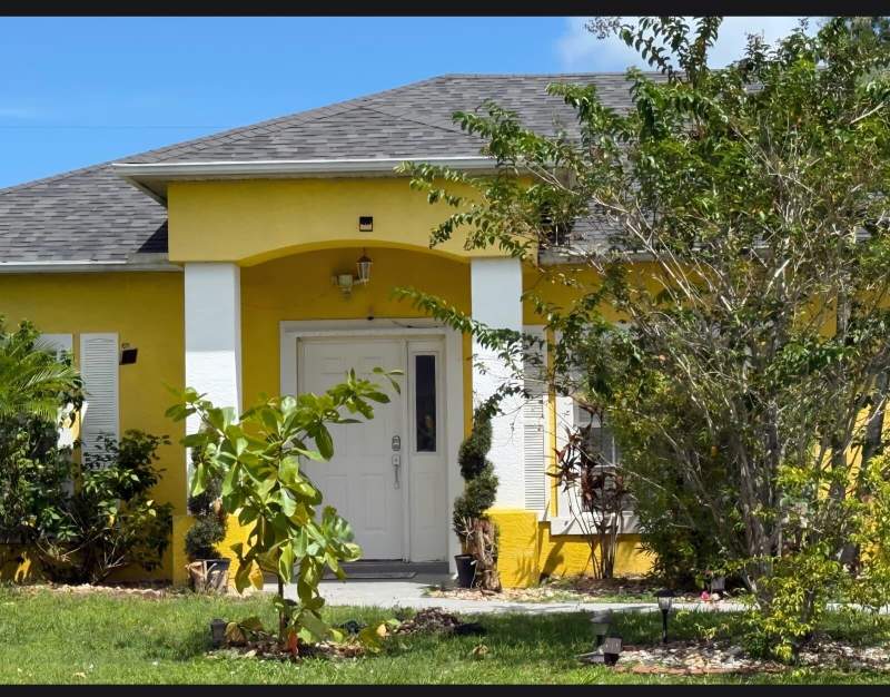 4 bedroom Single Family Residence at 535 NW Monica Street, Port St Lucie Section 25, Port St. Lucie — photo 2