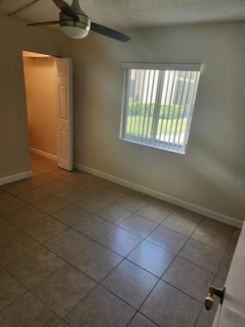 4731 Sable Pine Circle #B1, West Palm Beach FL - photo 11 of 19