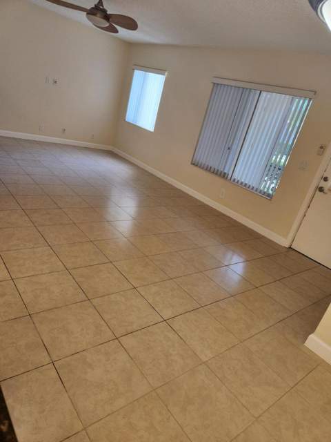 4731 Sable Pine Circle #B1, West Palm Beach FL - photo 7 of 19