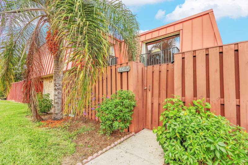 2 bedroom Townhouse at 3358 Meridian Way #B, Meridian Park/Sandalwood, Palm Beach Gardens — photo 3
