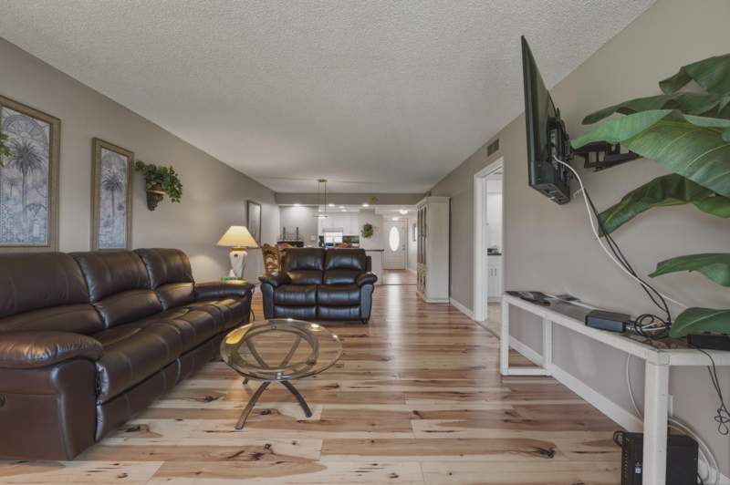 2 bedroom Condominium at 9420 S HOLLYBROOK LAKE Drive #304, HOLLYBROOK GOLF AND TENNIS CLUB, Pembroke Pines — photo 1