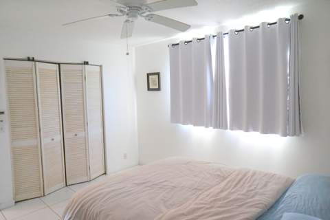 401 Southampton A, West Palm Beach FL - photo 15 of 36