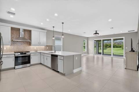 14237 SW Waterfall Lane, Port St. Lucie FL - photo 12 of 104