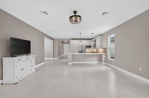 14237 SW Waterfall Lane, Port St. Lucie FL - photo 17 of 104