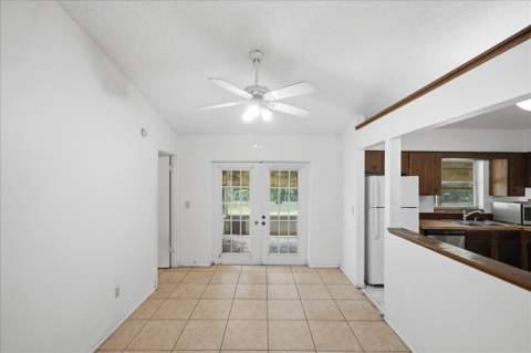1646 SE Holiday Road, Port St. Lucie FL - photo 8 of 38