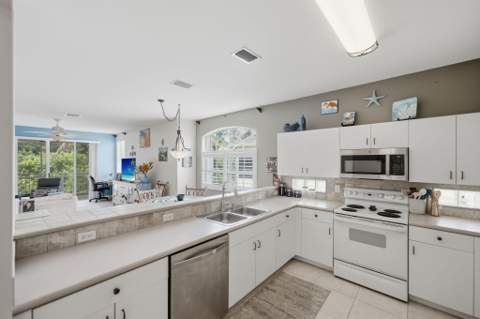 301 Southstar Drive #1304, Fort Pierce FL - photo 19 of 59