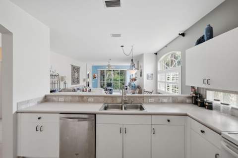 301 Southstar Drive #1304, Fort Pierce FL - photo 18 of 59