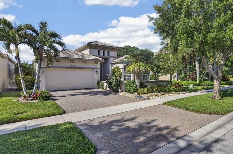 2 bedroom Single Family Residence at 9902 Via Elegante, BUENA VIDA, Wellington — photo 4