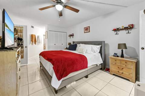 3385 Lucerne Park Drive, Greenacres FL - photo 13 of 22