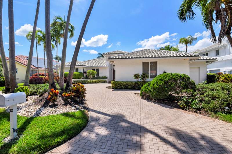 4 bedroom Single Family Residence at 12 Sutton Drive, Sutton Place At Hunters Run, Boynton Beach — photo 3