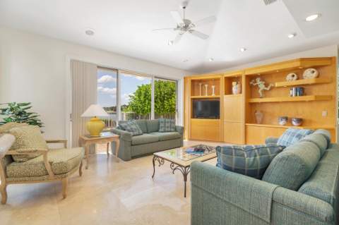 12 Sutton Drive, Boynton Beach FL - photo 16 of 59