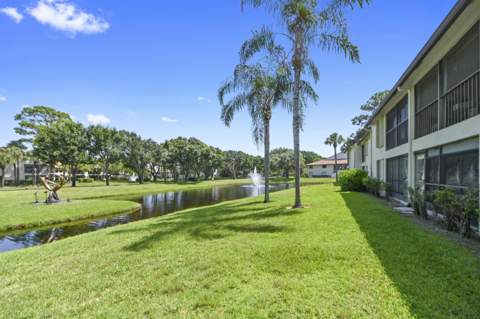 3385 Lucerne Park Drive, Greenacres FL - photo 17 of 22