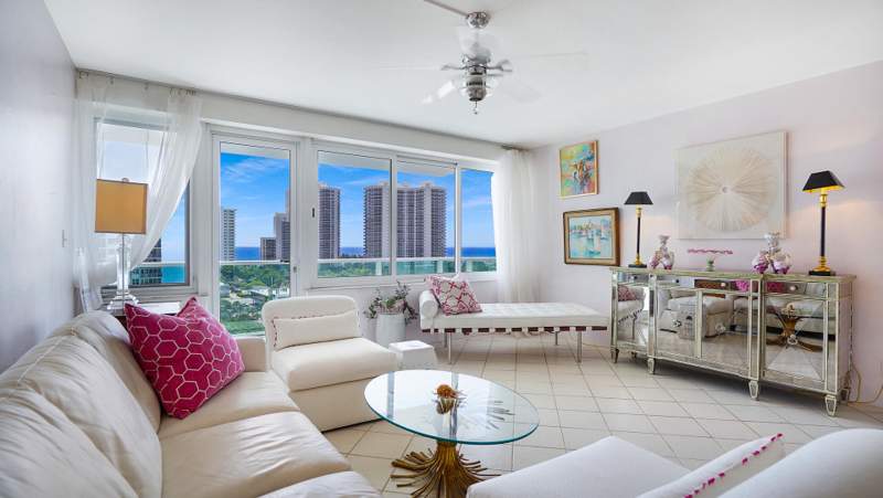 1 bedroom Stock Cooperative at 3233 NE 34th Street #1214, Coral Ridge Towers Co-Op, Fort Lauderdale — photo 4