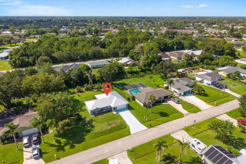 3 bedroom Single Family Residence at 256 SW Christmas Terrace, Port St Lucie Section 18, Port St. Lucie — photo 2