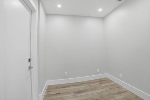 15305 Summer Lake Drive, Delray Beach FL - photo 7 of 51