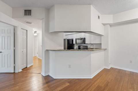 3020 Alcazar Place #106, Palm Beach Gardens FL - photo 11 of 45