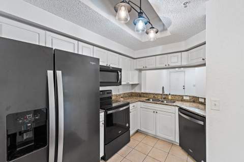 3020 Alcazar Place #106, Palm Beach Gardens FL - photo 12 of 45