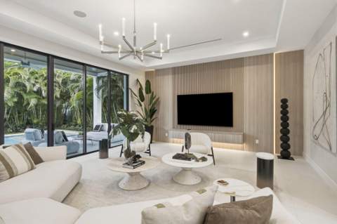 1300 NE 4th Court, Boca Raton FL - photo 6 of 37