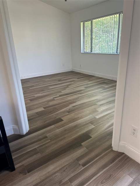 8142 NW 17th Manor, Plantation FL - photo 12 of 16