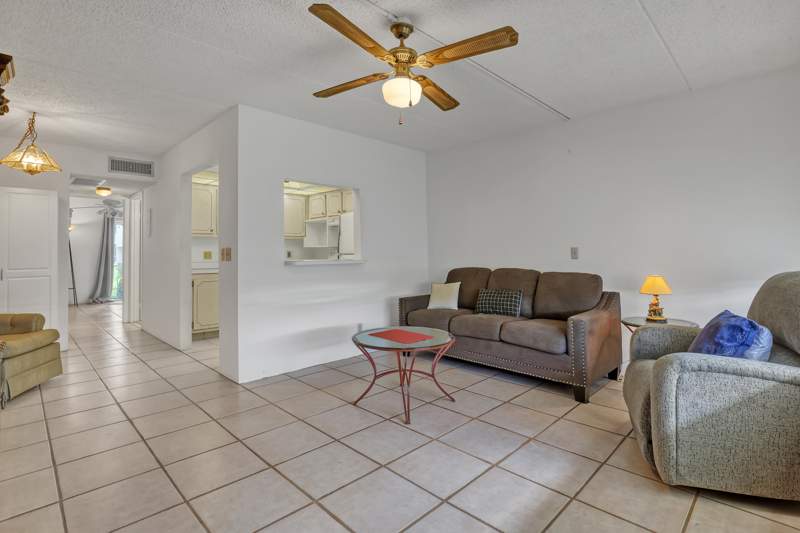1 bedroom Condominium at 400 Village Green Circle #117, Village Green Windsor Condo, Palm Springs — photo 4