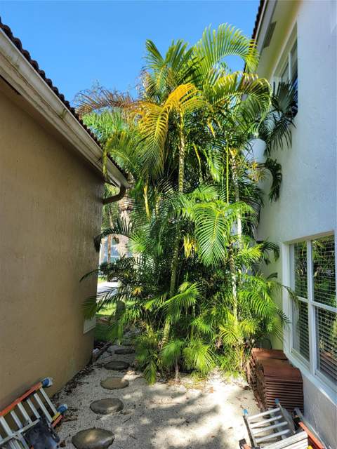 8117 Pelican Harbour Drive, Lake Worth FL - photo 14 of 93
