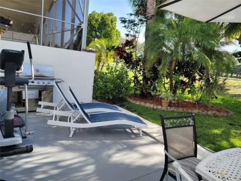 8117 Pelican Harbour Drive, Lake Worth FL - photo 24 of 93