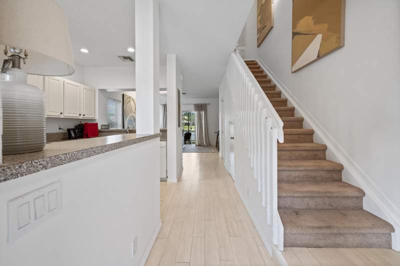 2 bedroom Townhouse at 5072 Palmbrooke Circle, Palmbrooke Townhomes, West Palm Beach — photo 3