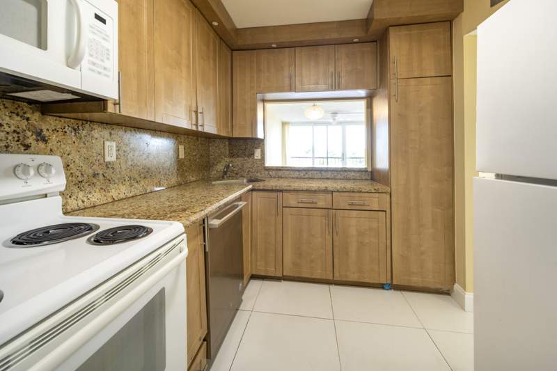 2 bedroom Condominium at 4501 NE 21st Avenue #412, Coral Ridge East Condo, Fort Lauderdale — photo 2