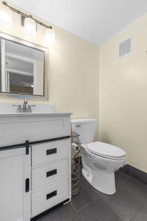 209 Ventnor M #209, Deerfield Beach FL - photo 18 of 46