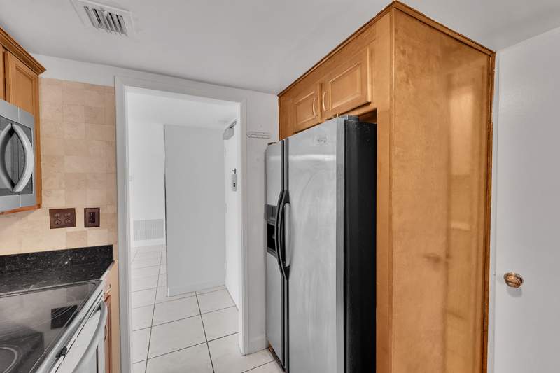 2 bedroom Condominium at 777 S Federal Highway #Rp307, Island Club Two Condo, Pompano Beach — photo 4
