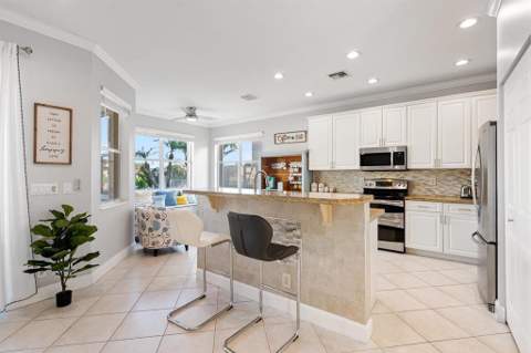 8343 Genova Way, Lake Worth FL - photo 14 of 48