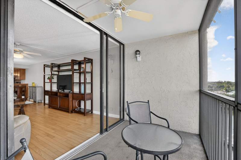 2 bedroom Condominium at 20 Royal Palm Way #602, Boca Bayou, Boca Raton — photo 3