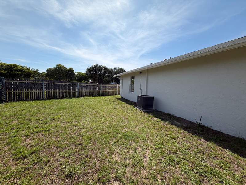 3 bedroom Single Family Residence at 1418 K, Add 1 Town Of Lake Worth, Lake Worth Beach — photo 5