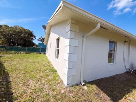 1418 K, Lake Worth Beach FL - photo 18 of 19